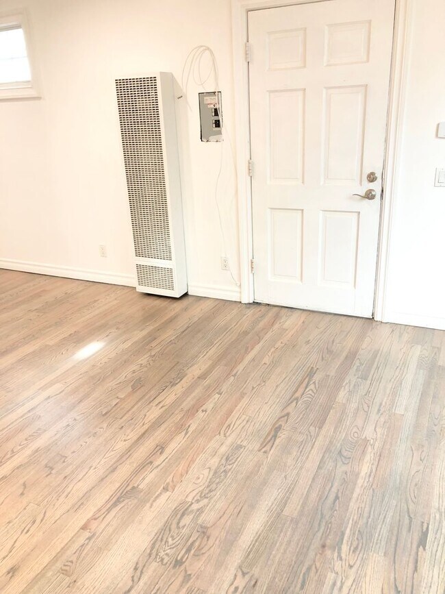 Photo - 307 33rd St Unit B