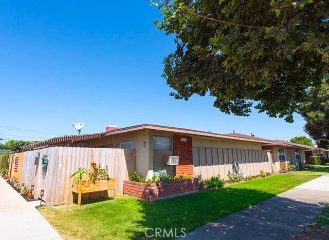 Photo - 754 N Shattuck Pl