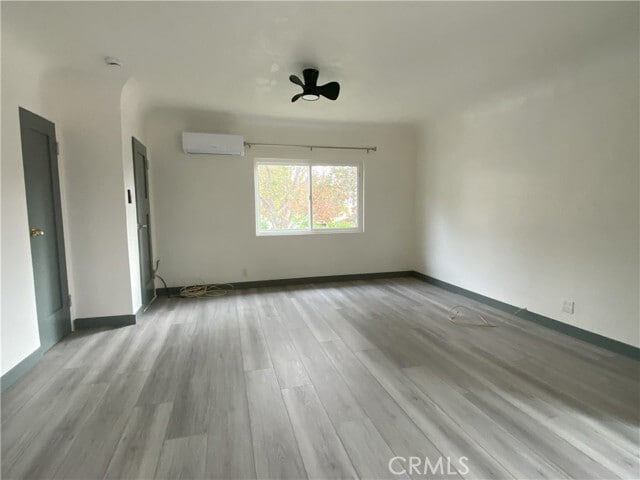 Photo - 5103 Lindsey Ave Unit B