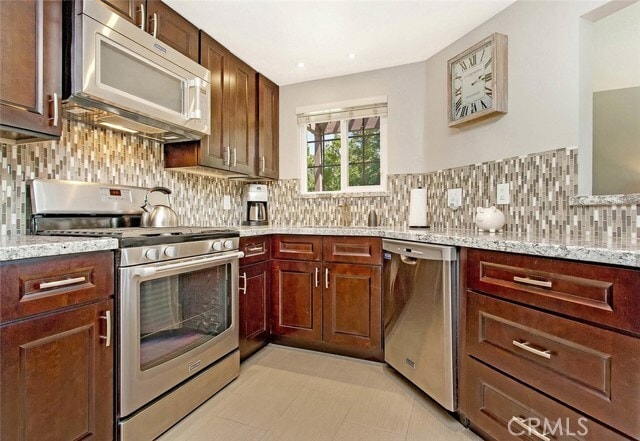 Building Photo - 24451 Hillsdale Ave Unit 111 Rental