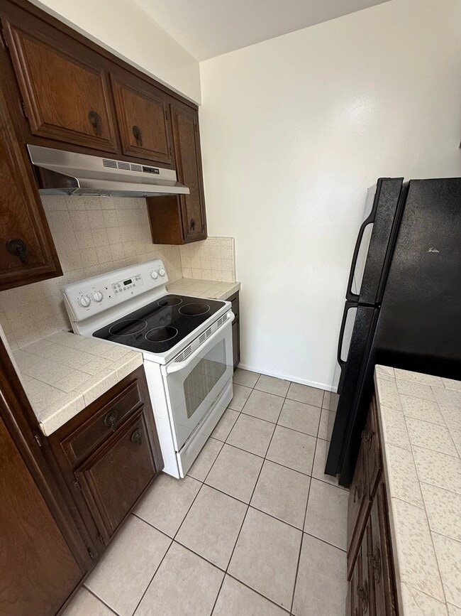 Building Photo - 12235 Pacific Ave