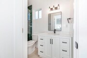 Photo - 13934 Vanowen St