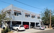 Photo - 1038 E 8th St