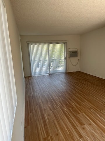 Photo - 7107 Etiwanda Ave