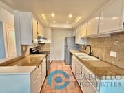 Photo - 2828 Famosa Blvd Unit #102