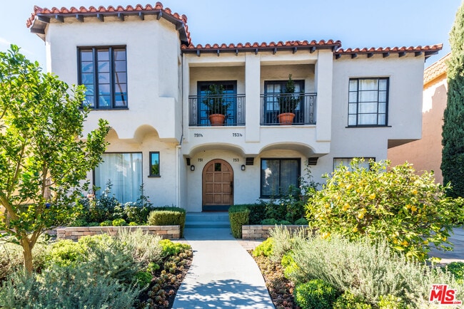 Building Photo - 751 Croft Ave Unit 1/2