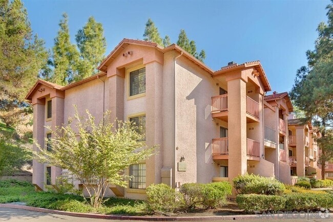 Building Photo - 12007 Alta Carmel Ct Unit 317 Rental
