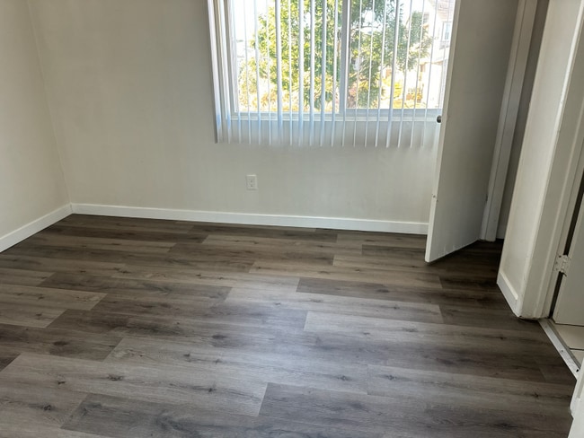 Photo - 7002 Linda Vista Rd Unit 27