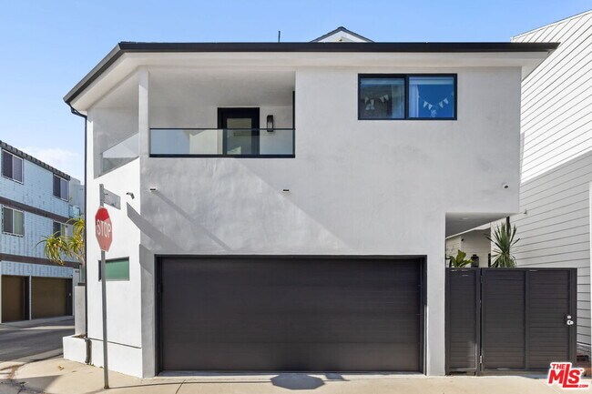 Photo - 4606 Roma Ct