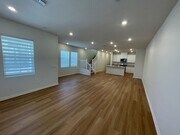 Photo - Newer Condo Over 2000 sq feet in Ontario