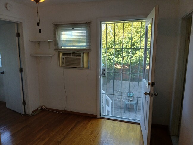 Building Photo - 7848 Normal Ave Unit 3