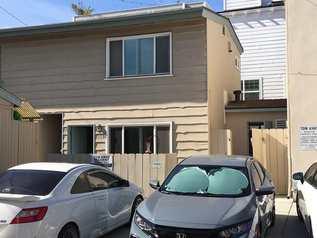 Building Photo - MISSION BEACH STUDIO APARTMENT WITH PARKIN... Unit 3266 Bayside Lane