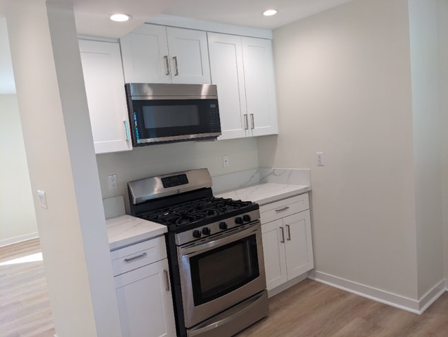 Photo - 2102 Thurman Ave. Unit 2102 1-2