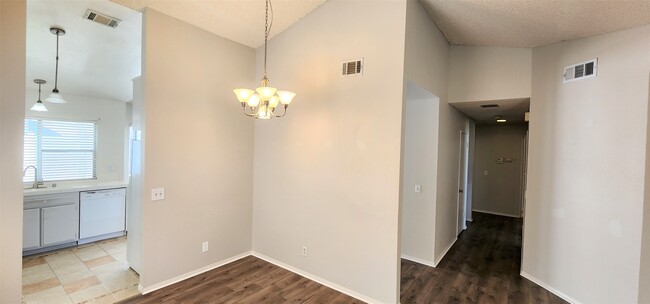 Photo - 3219 W Avenue J4