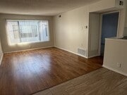 Photo - 13610 Vanowen St