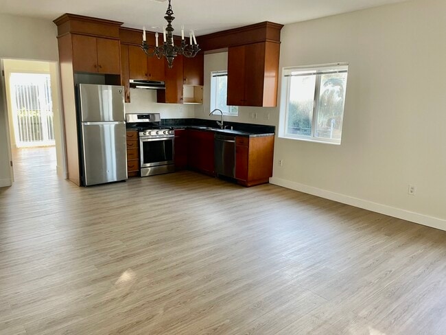 Photo - 14762 Friar St Unit 3