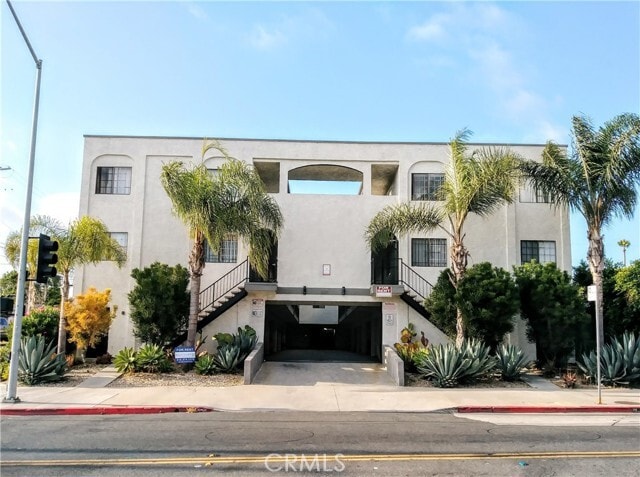 Building Photo - 501 E Hyde Park Pl Rental