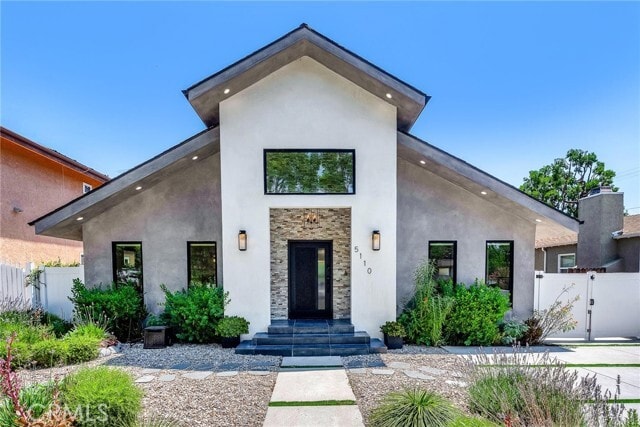 Photo - 5110 Greenbush Ave