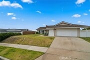 Photo - 935 Tiller Way House
