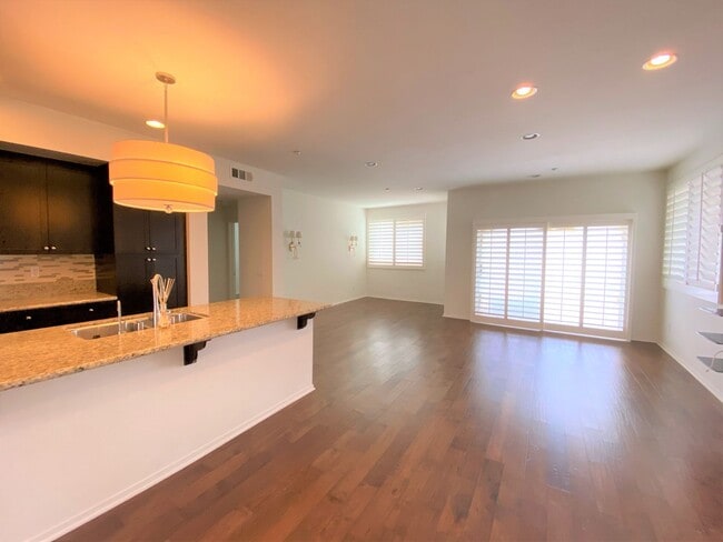 Photo - Executive 2-Bedroom Condo in the Prestigious South Bay 360 Community Unit 401