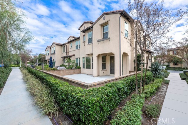 Photo - 18 Prominence