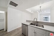 Photo - 2335 S Bentley Ave Condo Unit 207