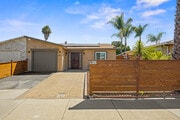 Photo - 257 Holiday Way House