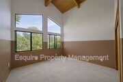 Photo - 4290 Aspen Ln Unit #B