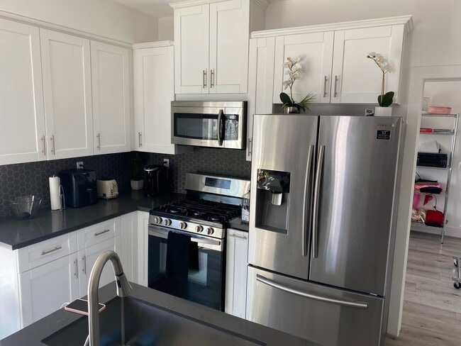 Photo - 5654 Klump Ave Unit 5654 Klump Avenue