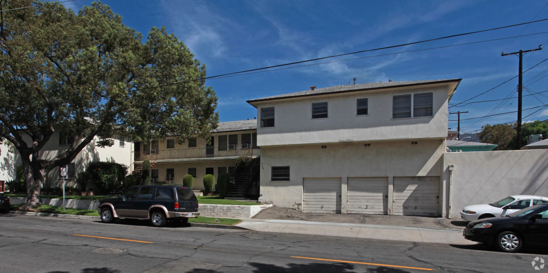 Photo - 540 N 6th St Apartments