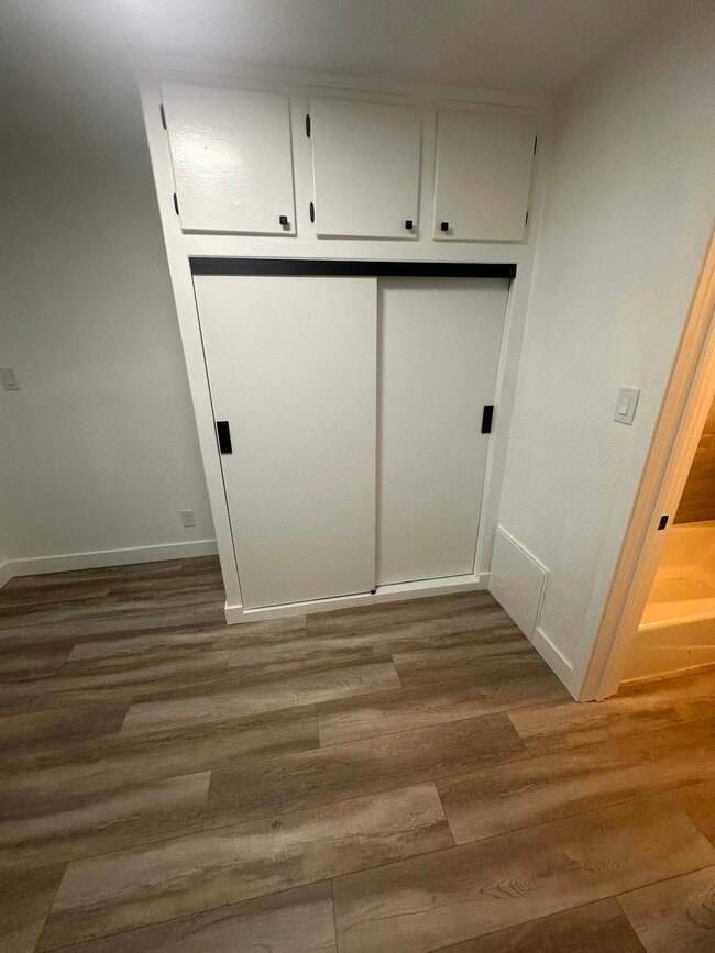 Building Photo - 934 Simmons Ave Unit 934 1/2