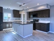 Photo - 1379 Peach Ave