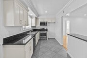 Photo - 14619 Moorpark St Apartments Unit 1