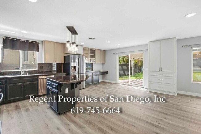 Photo - 908 Taber Ct