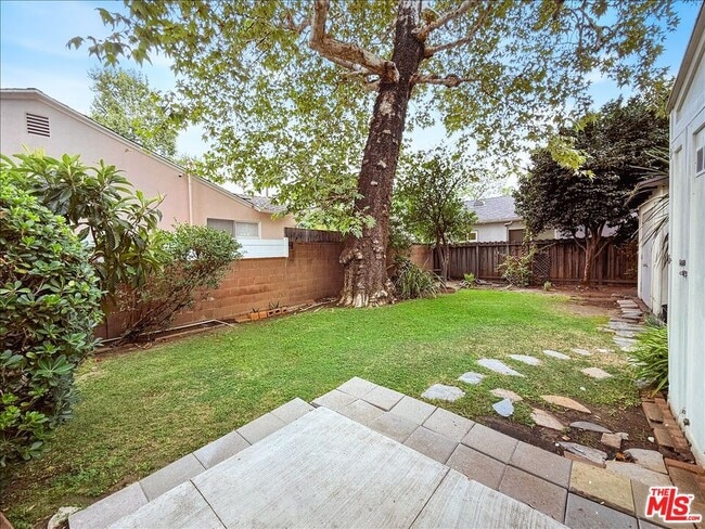 Photo - 4328 Goodland Ave