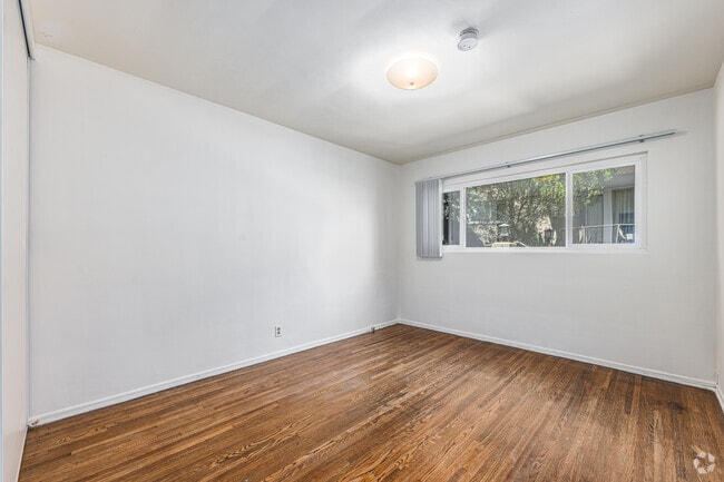 2BR, 2BA - 950SF - Second Bedroom - Holiday Manor