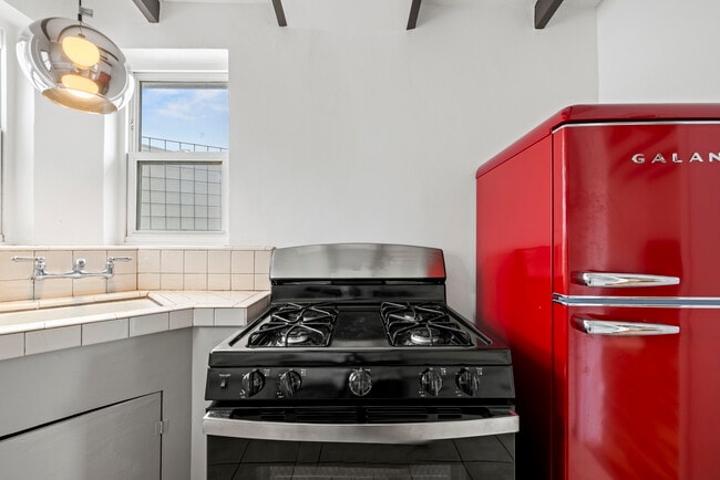 Photo - 1223 S Chavez St