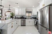 Photo - 801 Howard St