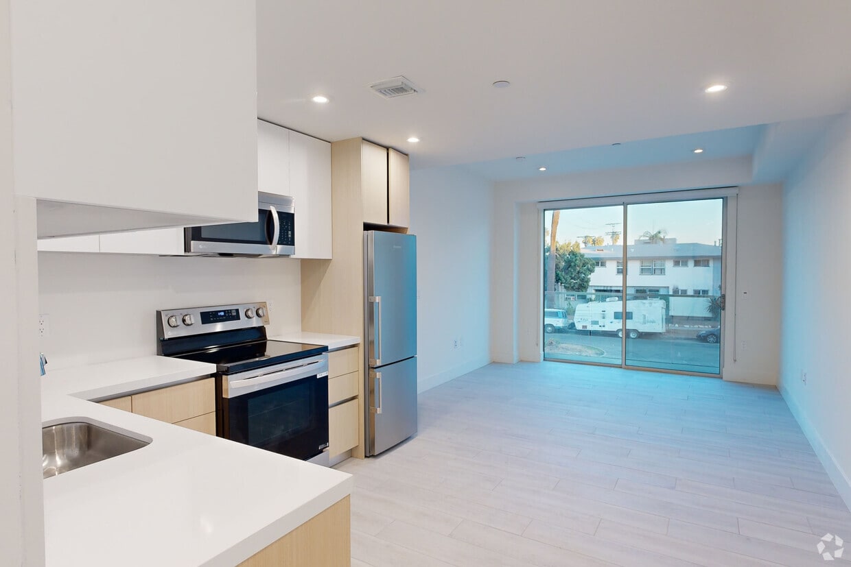 3D Tour - The Hummingbird LA - Brand New