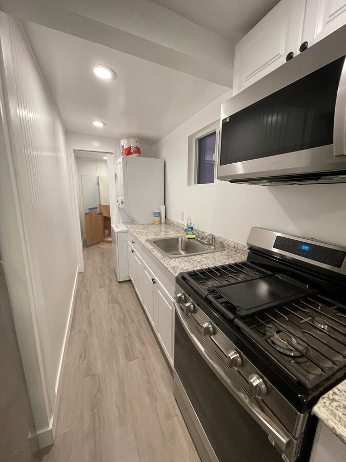 Photo - 2129 9th Ave