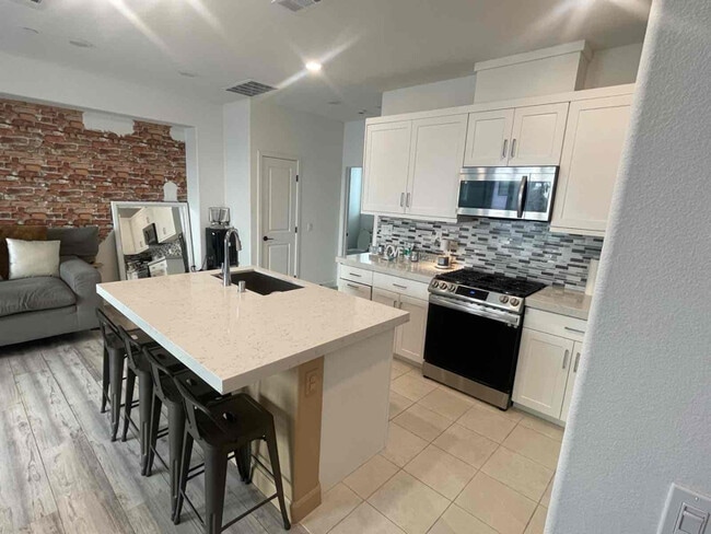 Photo - 2141 Acara Cir