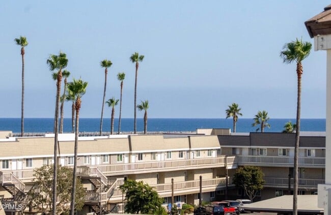 Building Photo - 263 S Ventura Rd
