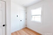Photo - 784 E Walton St