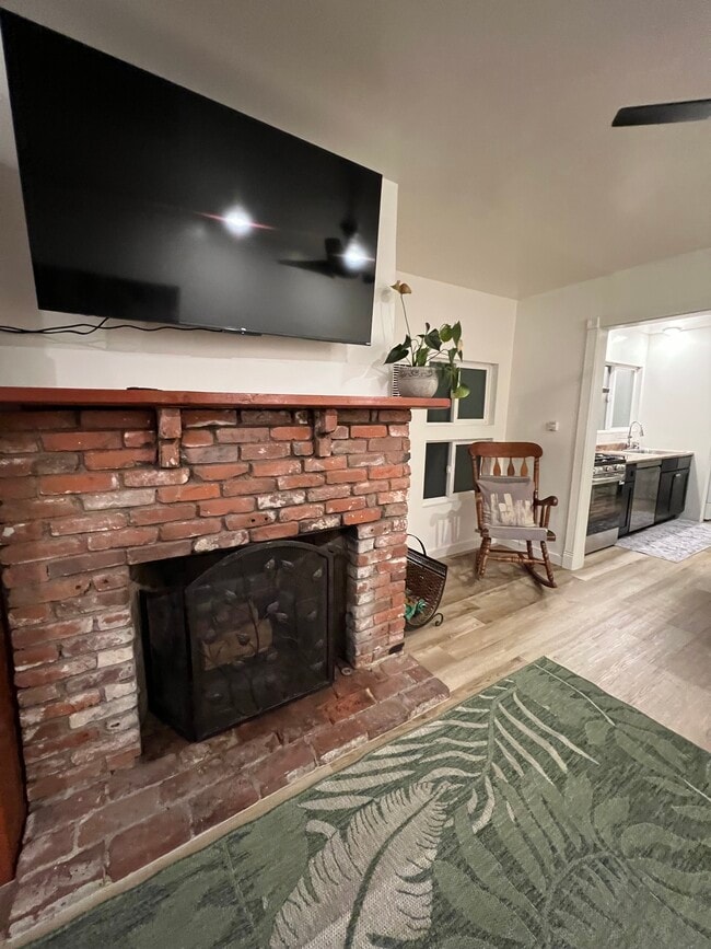 Photo - 1388 Siwanoy Dr