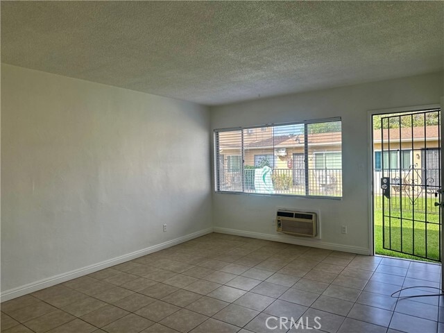 Photo - 5147 Canoga St Unit A