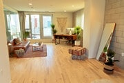 Photo - 3450 Cahuenga Blvd W