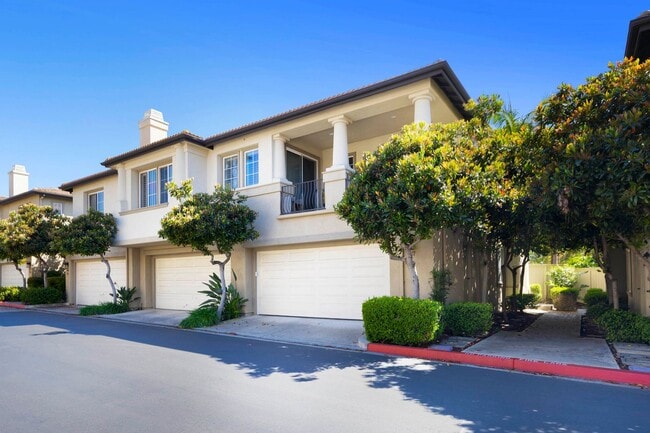 Building Photo - Irvine - Gated Northwood Point Townhome!