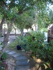 Lake Balboa Studio Guest House - 6601 N Louise Ave