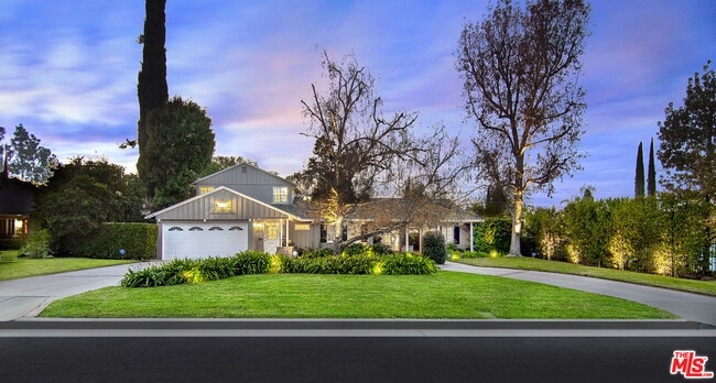 Photo - 4755 Alonzo Ave