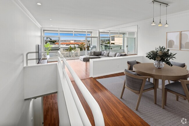 Building Photo - Exquisite Ocean View 2 Bed Townhome: Luxur... Unit B10